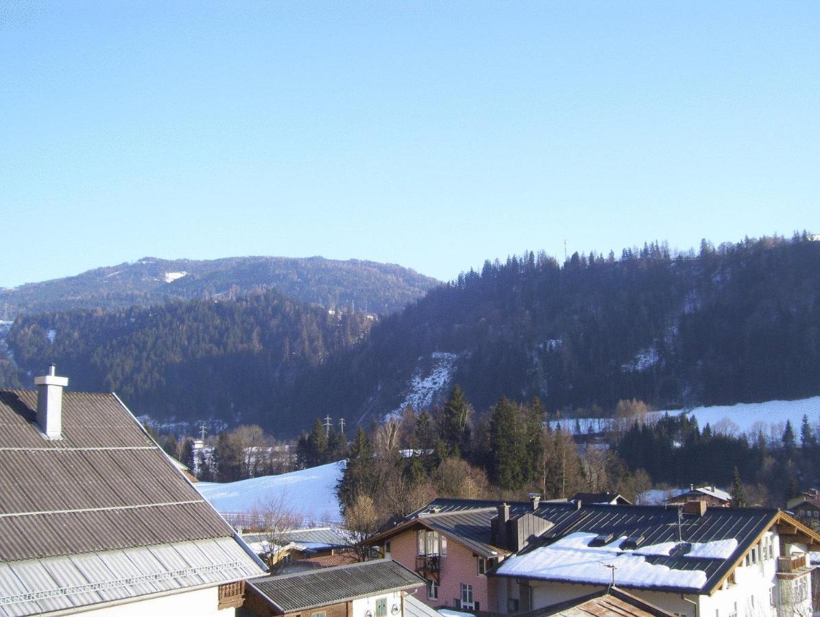 Gasthof Zur Post タクセンバッハ エクステリア 写真